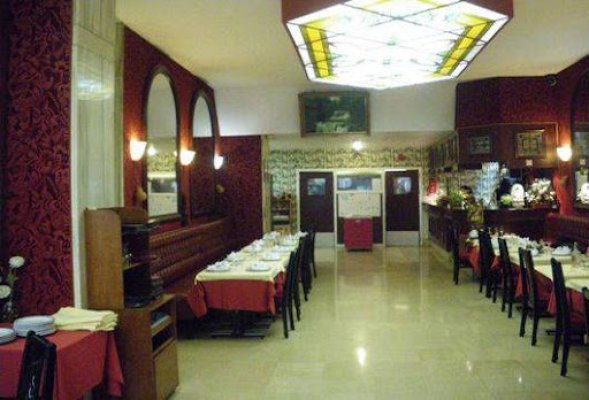 Restaurant Pav San