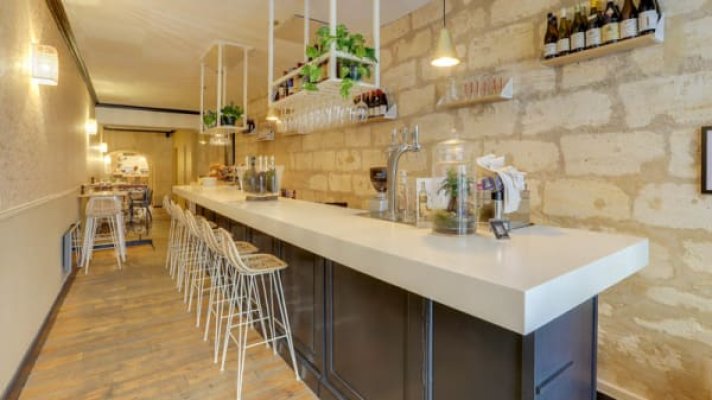 CRU Restaurant