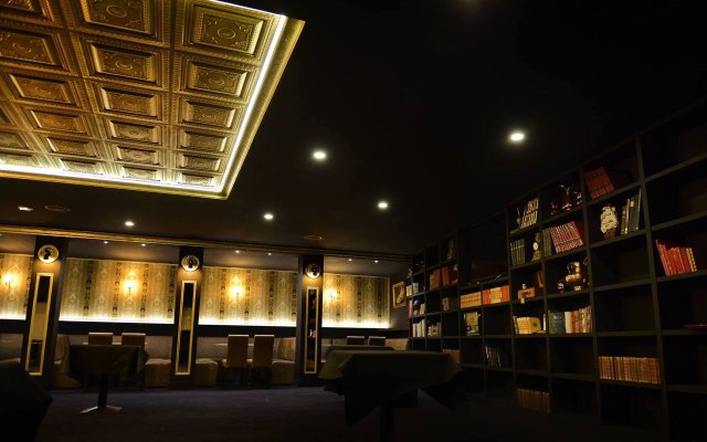 GOLD EAGLES Restaurant Brasserie Pub