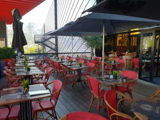 GOLD EAGLES Restaurant Brasserie Pub
