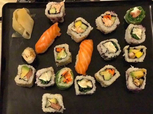 Wok N Sushi
