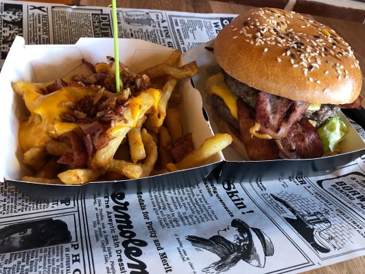 Corner Burger