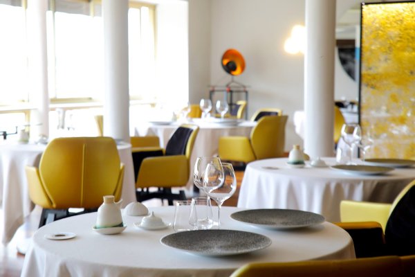 Une Table au Sud
